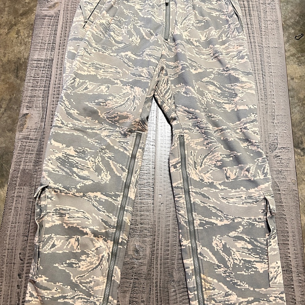 Massif FR Camo Insulated Military Cargo Pants Size 34